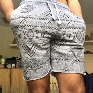 Grey Pattern Men’s Shorts Size Small